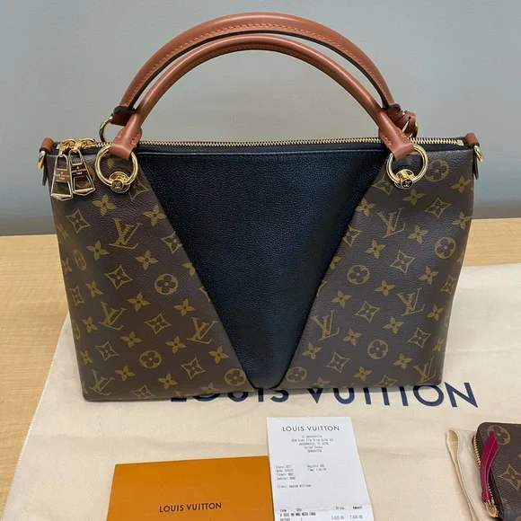 🌸SOLD🌸 Louis Vuitton V Tote MM Noir Cara - Picture 2 of 11